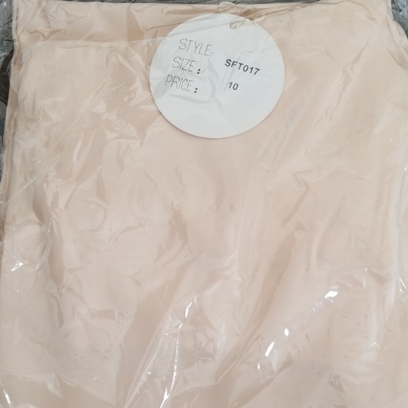 Top - Picture 4 of 4